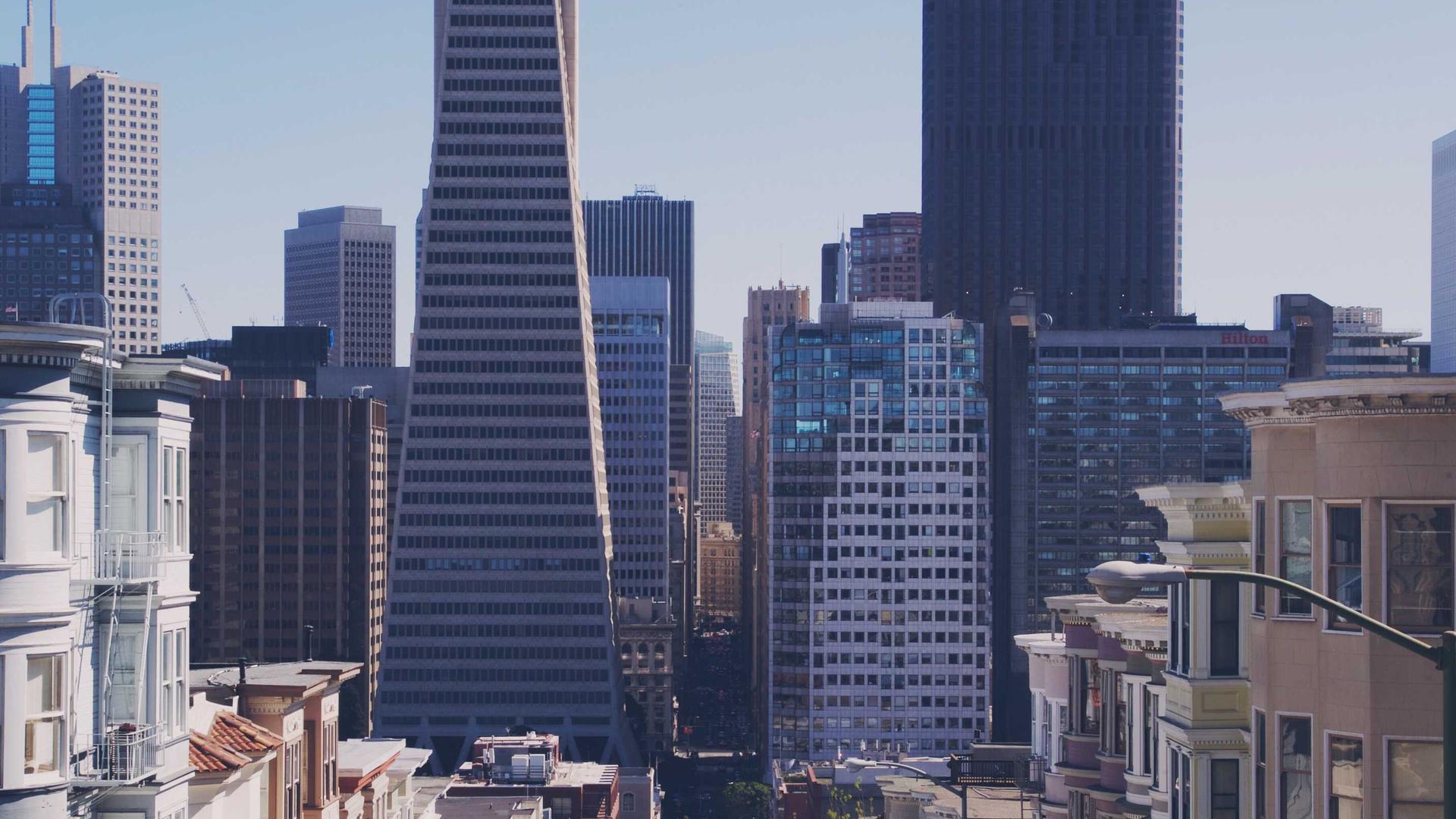 Стандарты и соответствие требованиям